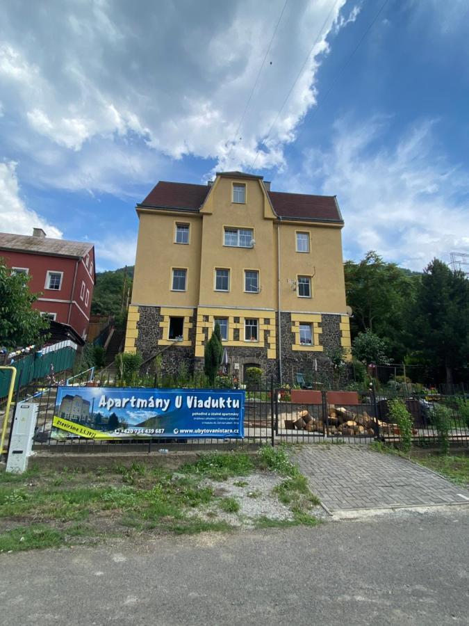 Apartmany U Viaduktu 46 Ústí nad Labem エクステリア 写真